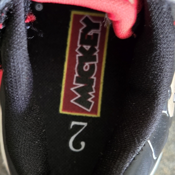 Disney Mickey Mouse Baby Red and Black Shoes - Picture 11 of 13